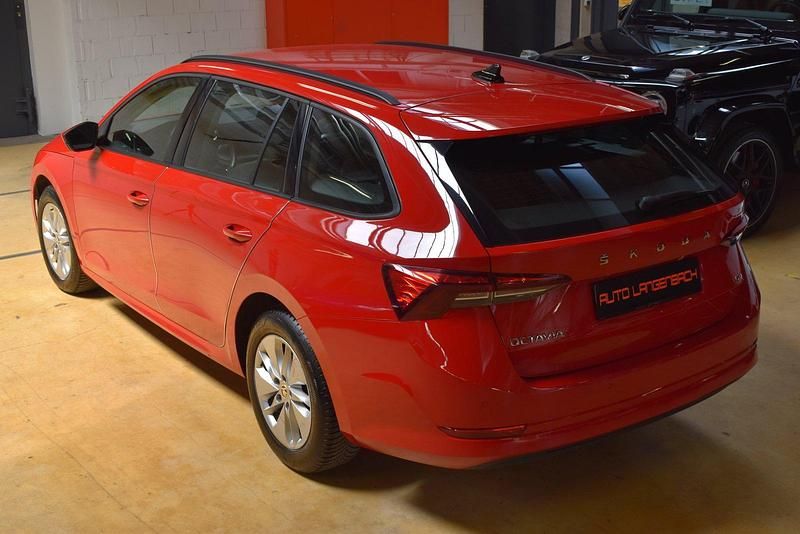 Gebraucht Skoda Octavia Ambition 150 PS (110 kW) 2021 Kombi