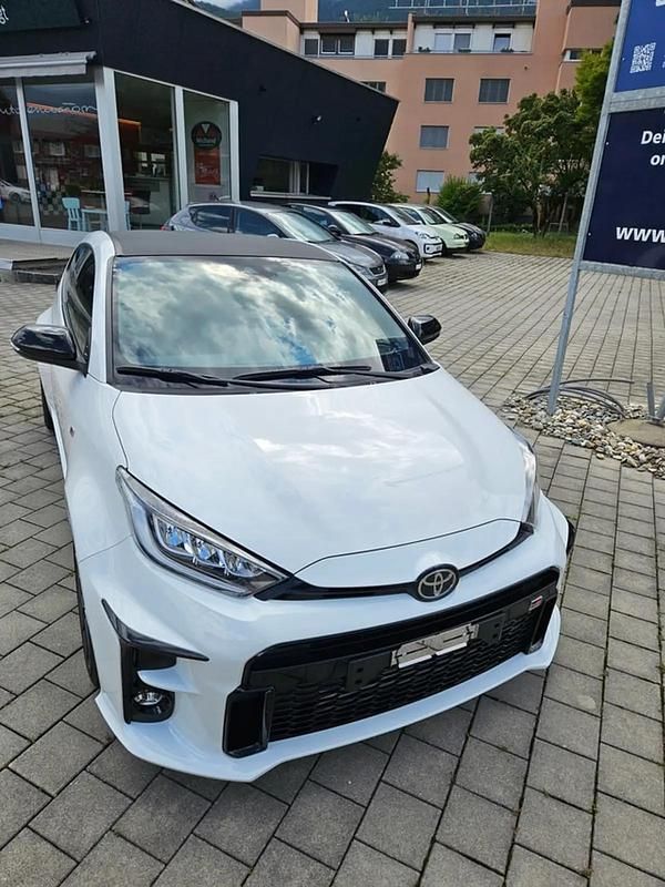 Gebraucht Toyota Yaris Sport 261 PS (191 kW) 2025 Weiss Kleinwagen