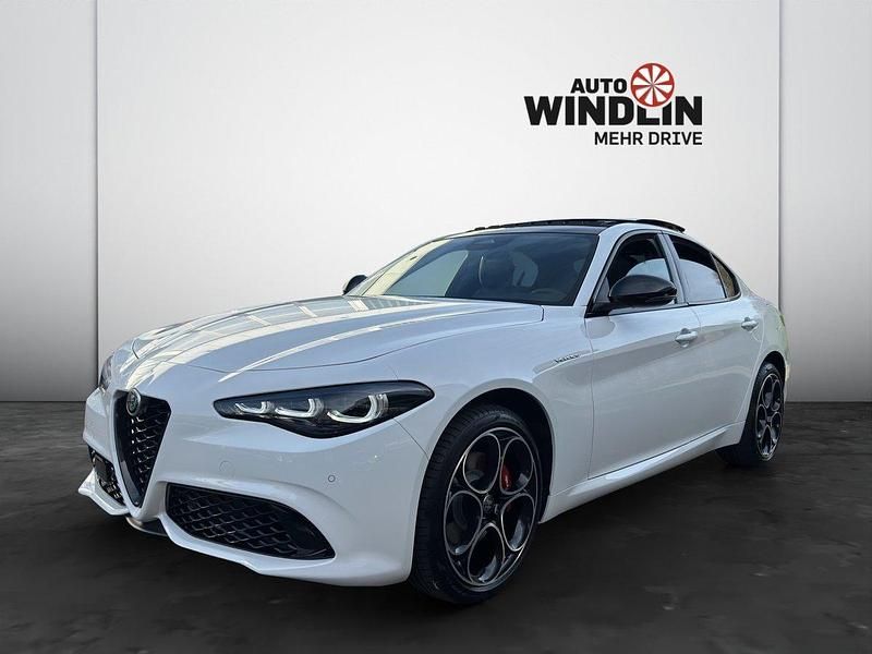 Neu Alfa Romeo Giulia Veloce 280 PS (205 kW) 2025 Limousine