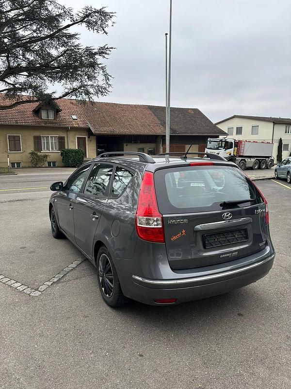 Gebraucht Hyundai i30 Style 116 PS (85 kW) 2008 Kombi