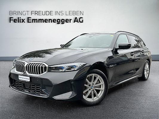 Gebraucht 2022 BMW 330e M Sport Kombi | CHF 37’901 (Guter Preis) - Bild 1/4