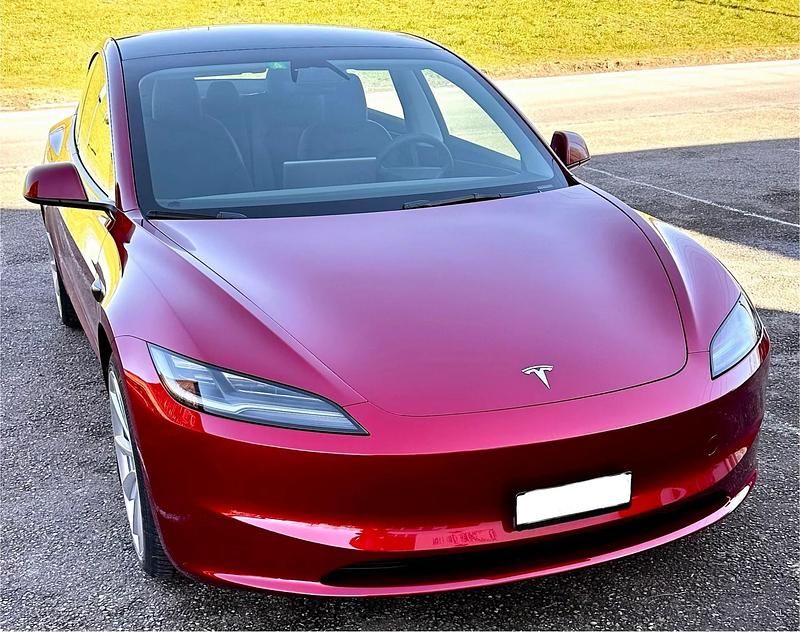 Gebraucht 2024 Tesla Model 3 Limousine | CHF 40’500 - Bild 1/4