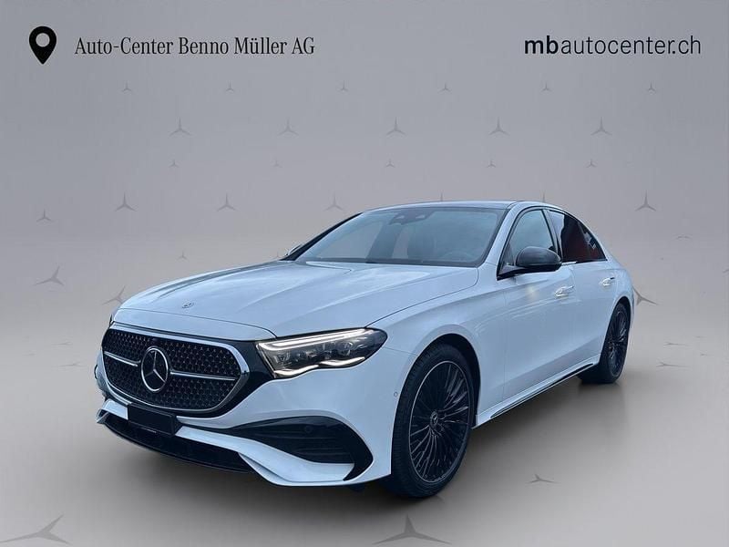 Weiss Gebraucht 2024 Mercedes E220 AMG line Limousine | CHF 76’500 - Bild 1/4