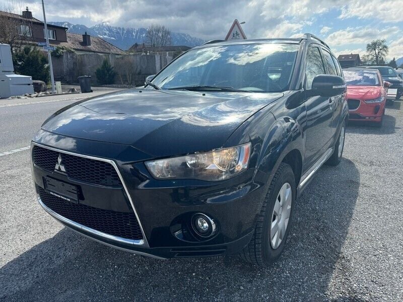 Gebraucht Mitsubishi Outlander Invite 156 PS (114 kW) 2011 SUV