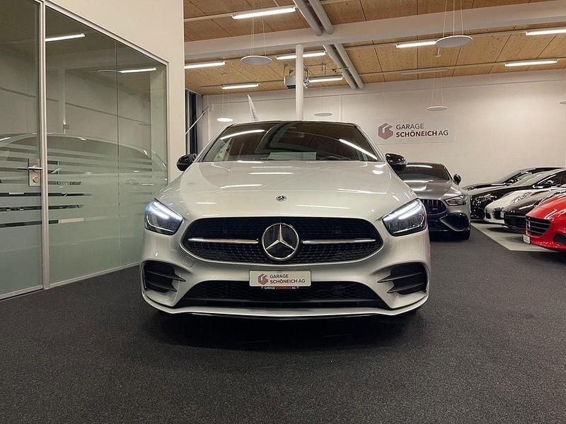 Gebraucht Mercedes B250 Style 224 PS (164 kW) 2021 Grau Van / Kleinbus