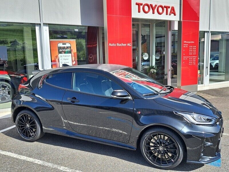 Gebraucht 2024 Toyota Yaris Sport Kleinwagen | CHF 41’600 (Etwas zu teuer) - Bild 1/4