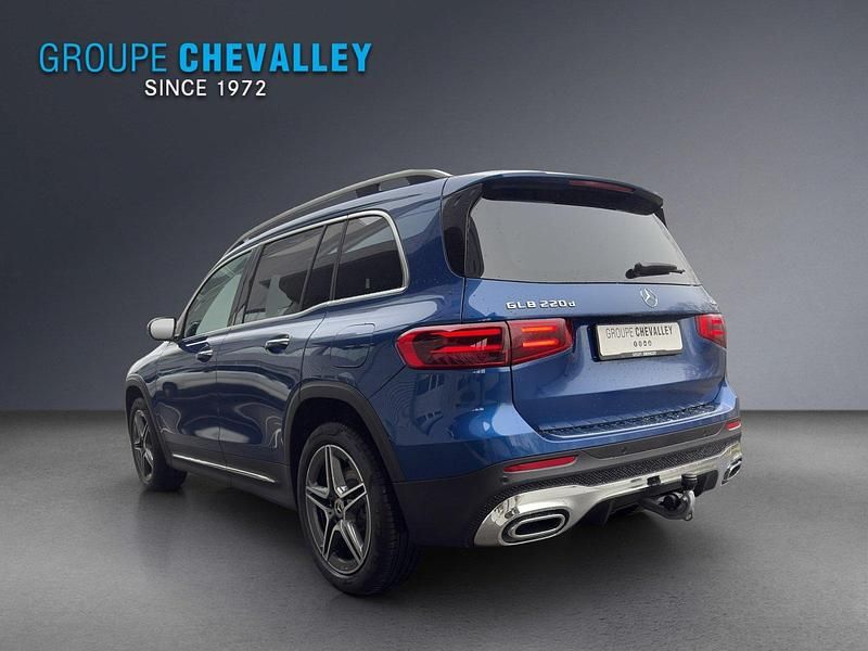 Neu Mercedes GLB220 190 PS (139 kW) 2026 Blau SUV