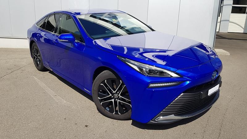 Blau Gebraucht 2022 Toyota Mirai Premium Limousine | CHF 29’900 - Bild 1/4