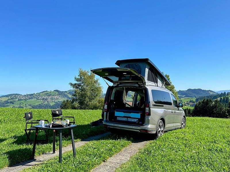 Gebraucht 2024 Ford Grand Tourneo Connect Active Van / Kleinbus | CHF 55’000 (Fairer Preis) - Bild 1/4