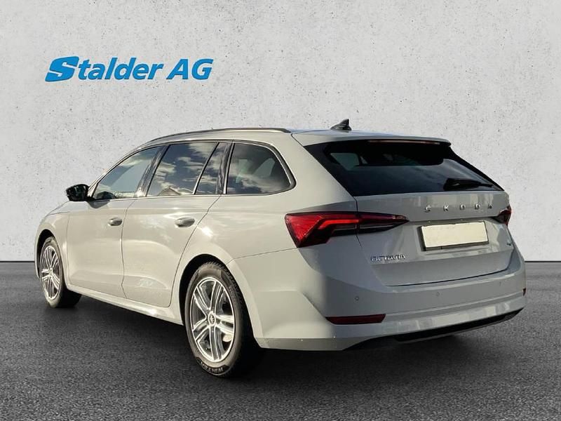 Gebraucht Skoda Octavia Ambition 150 PS (110 kW) 2022 Kombi