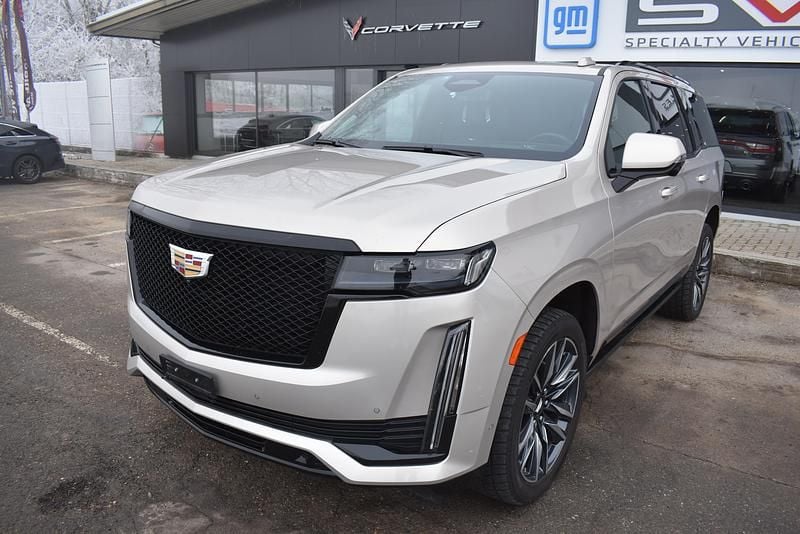 Gebraucht Cadillac Escalade 419 PS (308 kW) 2023 Beige SUV