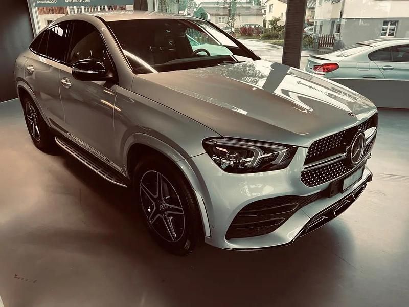 Gebraucht Mercedes GLE350 330 PS (242 kW) 2025 Silber mét.
