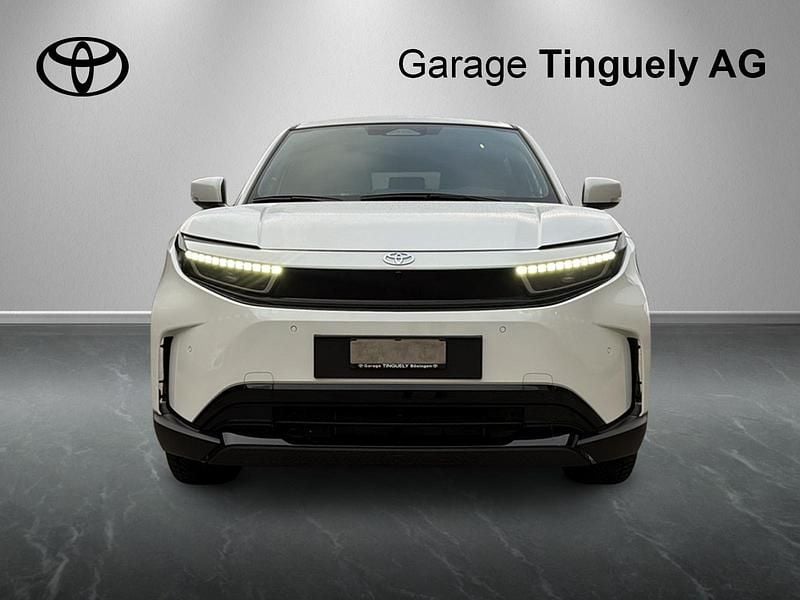 Weiss Neu 2025 Toyota Urban Cruiser Trend SUV | CHF 38’890 - Bild 1/4