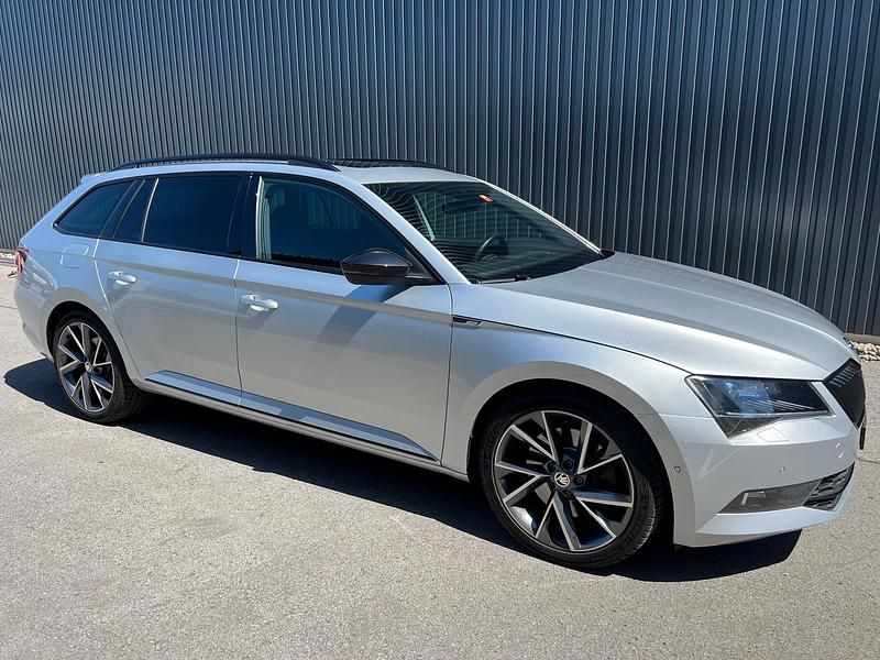 Gebraucht 2018 Skoda Superb SportlinePlus Kombi | CHF 28’900 (Teuer) - Bild 1/4