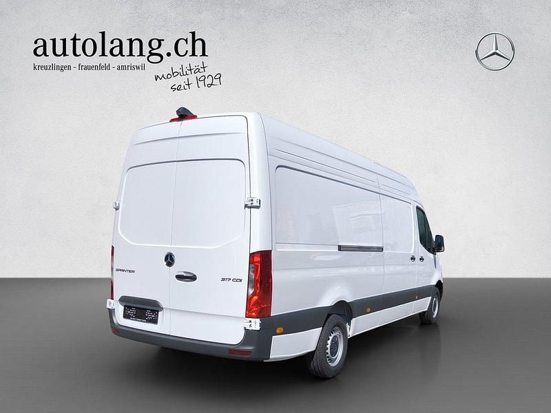 Gebraucht Mercedes Sprinter 170 PS (125 kW) 2024 Weiss Van