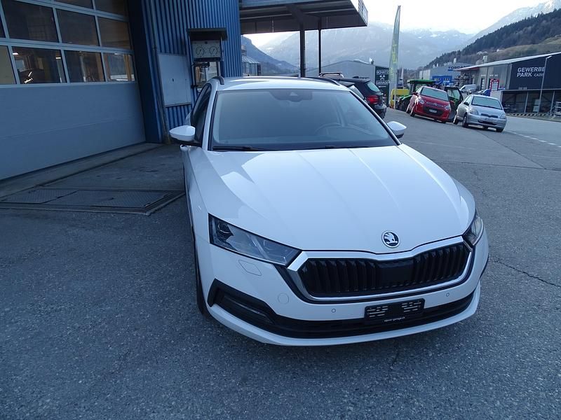 Gebraucht Skoda Octavia Ambition 150 PS (110 kW) 2022 Kombi