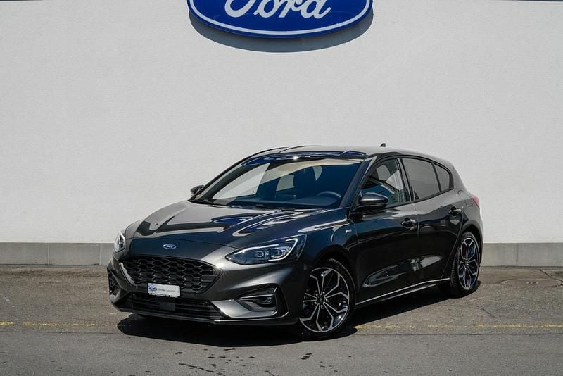 Gebraucht Ford Focus ST-Line 125 PS (91 kW) 2020 Grau Limousine