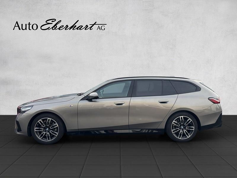 Gebraucht BMW 520 M Sport 208 PS (152 kW) 2024 Kombi