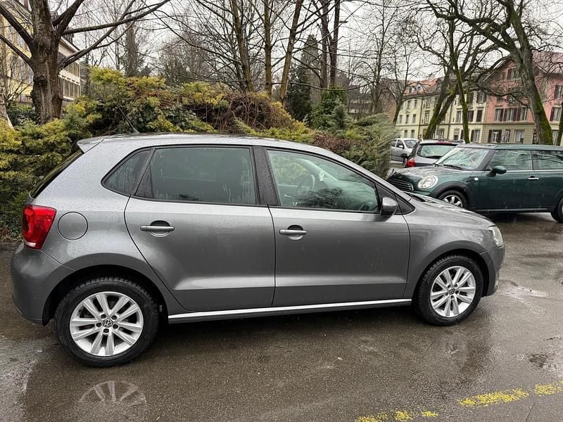Gebraucht VW Polo Design 90 PS (66 kW) 2014
