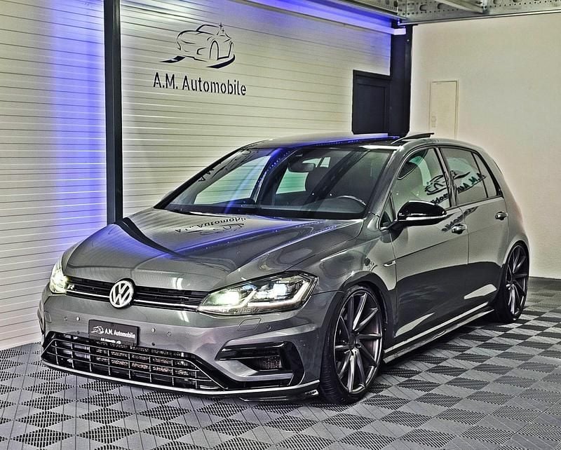 Gebraucht VW Golf VII R 310 PS (228 kW) 2017 Limousine