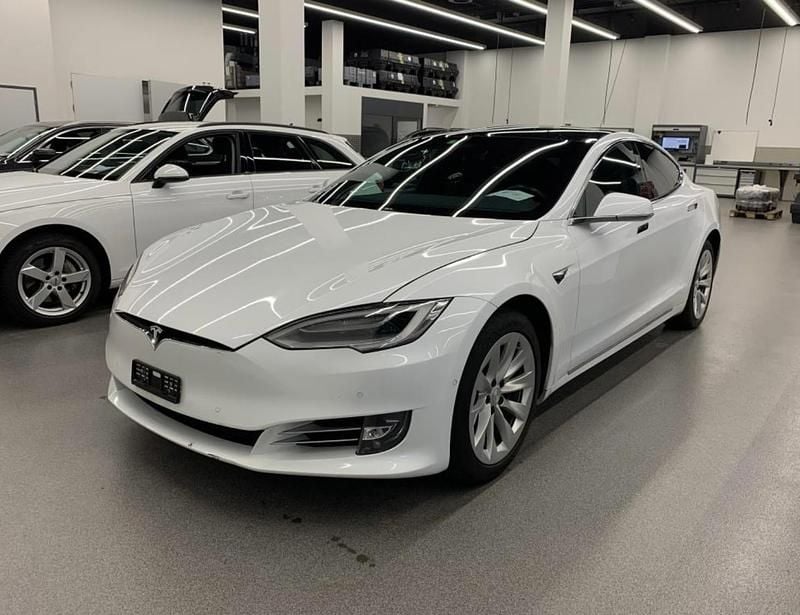 Gebraucht 2020 Tesla Model S Kleinwagen | CHF 22’300 - Bild 1/4