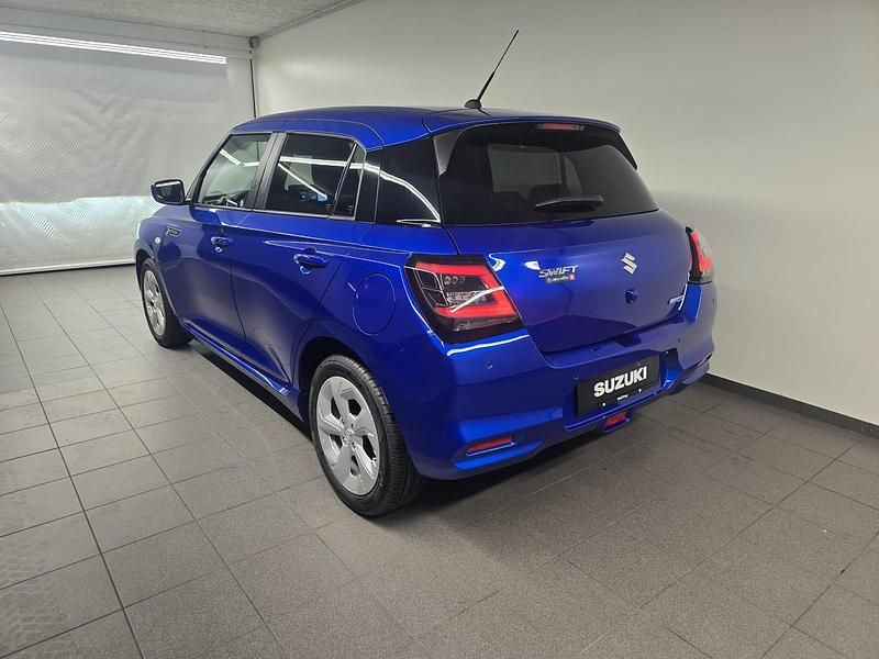 Neu Suzuki Swift 82 PS (60 kW) 2026 Blau Limousine
