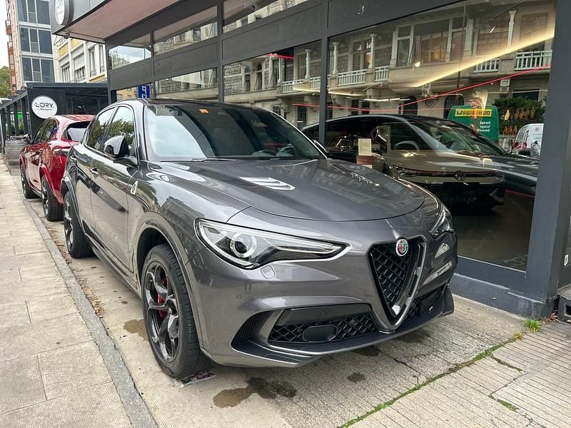 Gebraucht 2023 Alfa Romeo Stelvio Quadrifoglio SUV | CHF 59’900 (Fairer Preis) - Bild 1/4