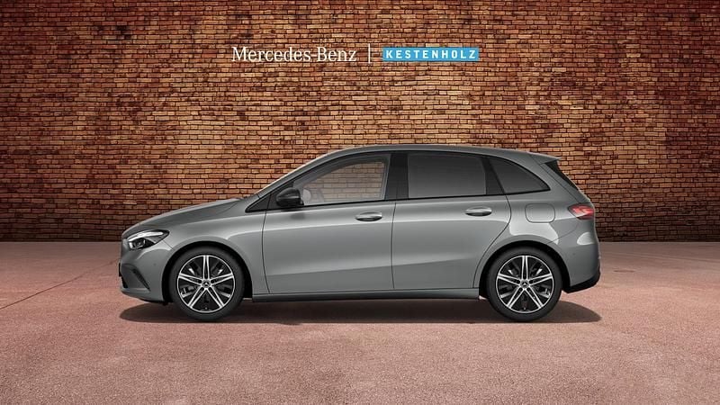 Gebraucht Mercedes B200 163 PS (119 kW) 2025 Van / Kleinbus