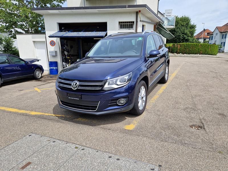 Gebraucht VW Tiguan LOUNGE 150 PS (110 kW) 2015 SUV