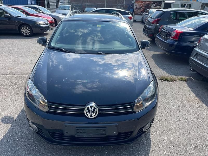 Gebraucht 2011 VW Golf VI Comfortline Kombi | CHF 2’700 (Superpreis) - Bild 1/4