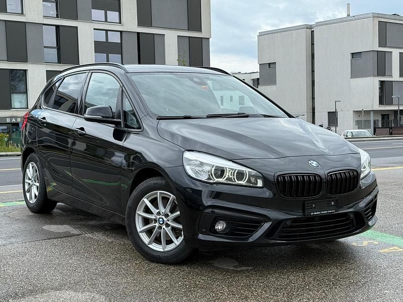Gebraucht BMW 218 Active Tourer Sport Line 150 PS (110 kW) 2014 Van / Kleinbus