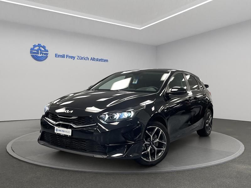 Schwarz Gebraucht 2025 Kia Ceed Kleinwagen | CHF 33’920 - Bild 1/4