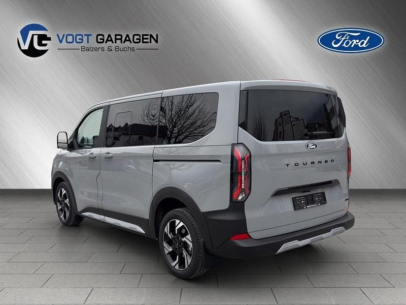Neu Ford Tourneo Active 170 PS (125 kW) 2027 Van / Kleinbus
