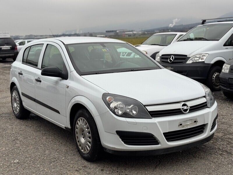 Gebraucht 2004 Opel Astra Essentia | CHF 4’999 (Etwas zu teuer) - Bild 1/4