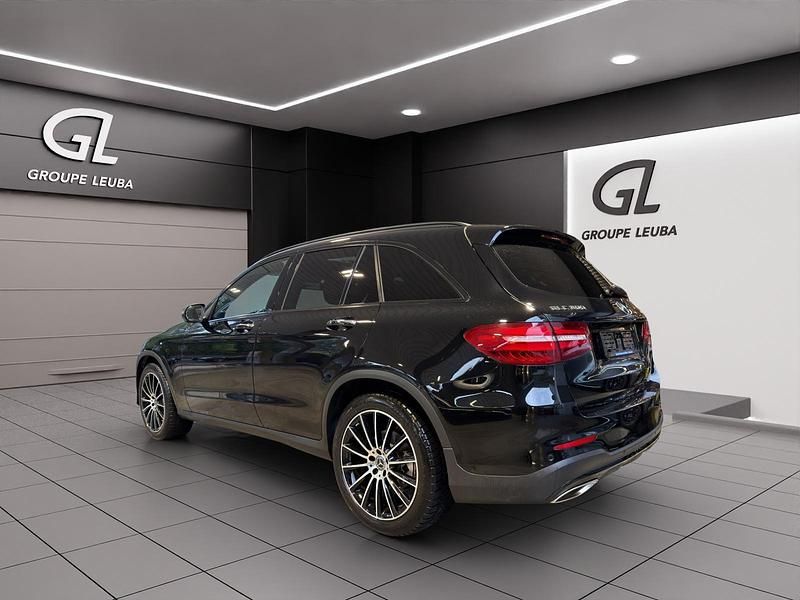 Gebraucht Mercedes GLC300 AMG 245 PS (180 kW) 2019 Schwarz SUV