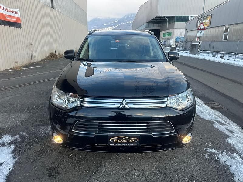 Gebraucht 2014 Mitsubishi Outlander P-HEV | CHF 9’900 (Fairer Preis) - Bild 1/4