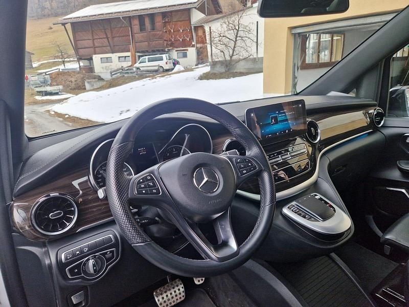 Gebraucht Mercedes V300 Edition 239 PS (175 kW) 2022 Van / Kleinbus