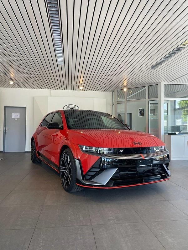 Neu Hyundai Ioniq 478 kW (650 PS) 2025 Orange Kleinwagen