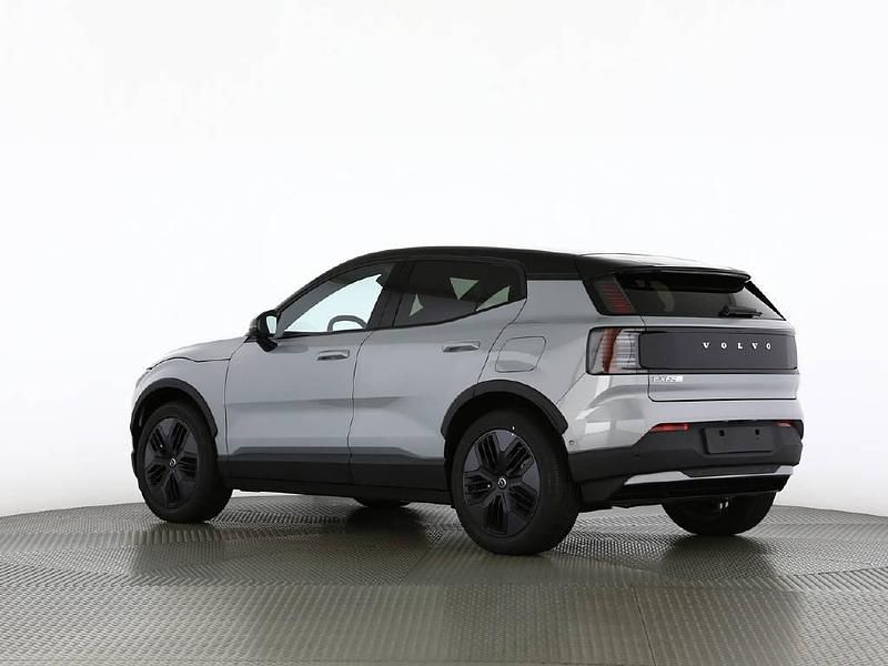 Neu Volvo EX30 CC Performance 314 kW (428 PS) 2025 Braun SUV