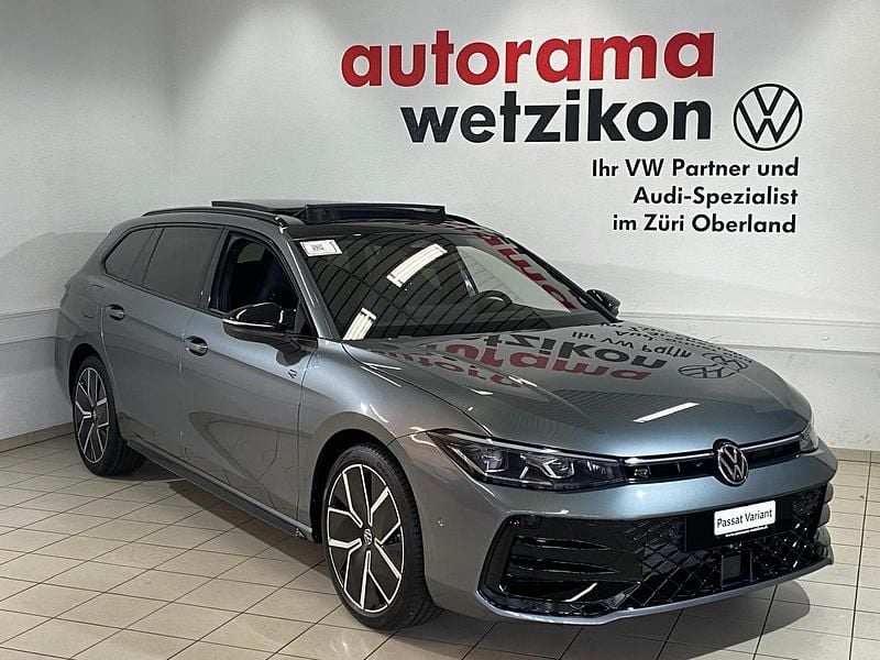 Neu VW Passat R-line 266 PS (195 kW) 2025 Grau Kombi