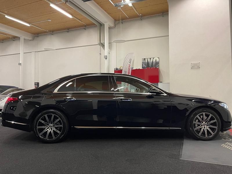 Gebraucht Mercedes S350 336 PS (247 kW) 2024 Schwarz Limousine