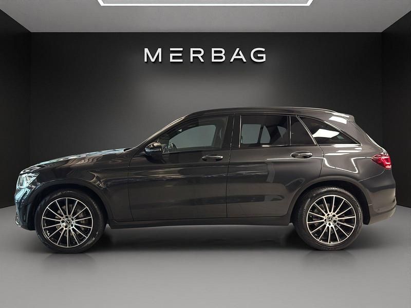 Gebraucht Mercedes GLC220 AMG line 194 PS (142 kW) 2021 Grau SUV