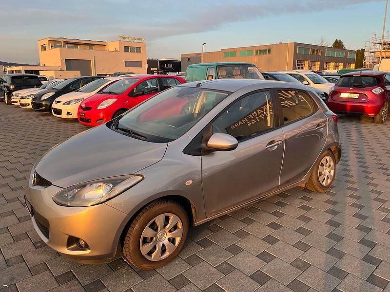 Gebraucht Mazda 2 Exclusive 86 PS (63 kW) 2009 Kleinwagen