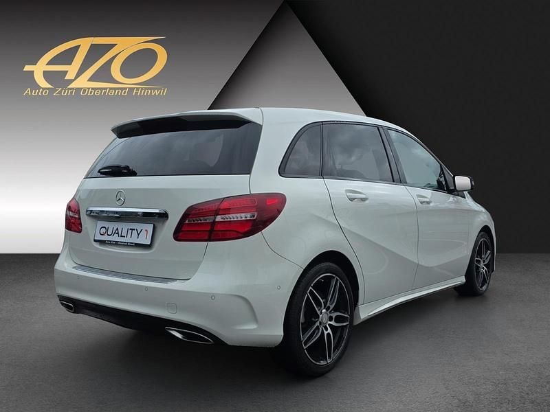 Gebraucht Mercedes B220 AMG line 177 PS (130 kW) 2017 Van / Kleinbus