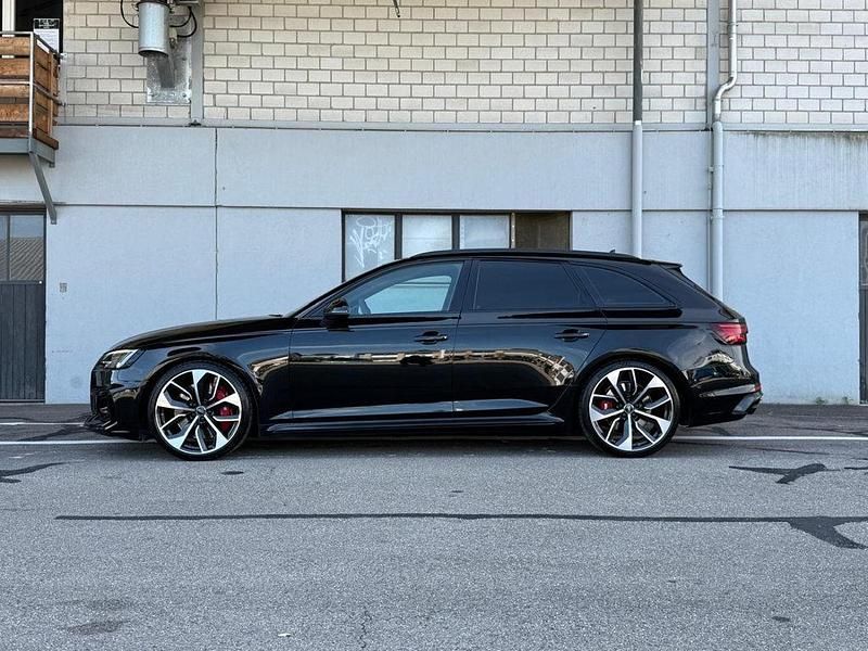 Gebraucht 2018 Audi RS4 Ambiente Kombi | CHF 44’900 (Teuer) - Bild 1/4
