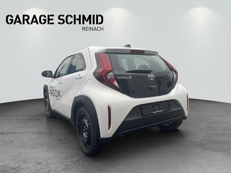 Neu Toyota Aygo X Comfort 116 PS (85 kW) 2025 Weiss SUV