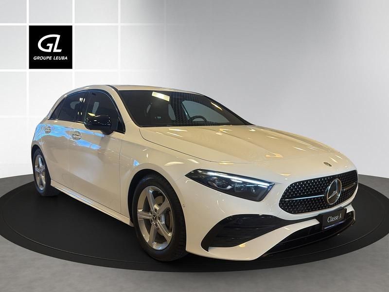 Weiss Neu 2025 Mercedes A200 Night Limousine | CHF 38’900 - Bild 1/4