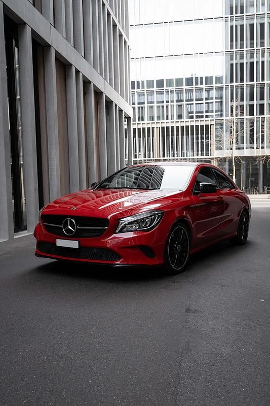 Gebraucht Mercedes CLA200 Night 136 PS (100 kW) 2017