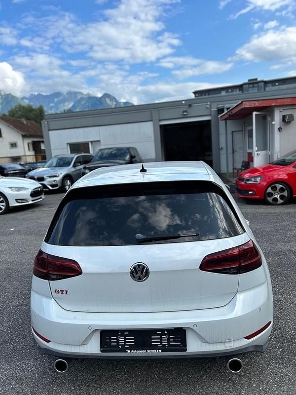 Gebraucht VW Golf VII GTI 245 PS (180 kW) 2018