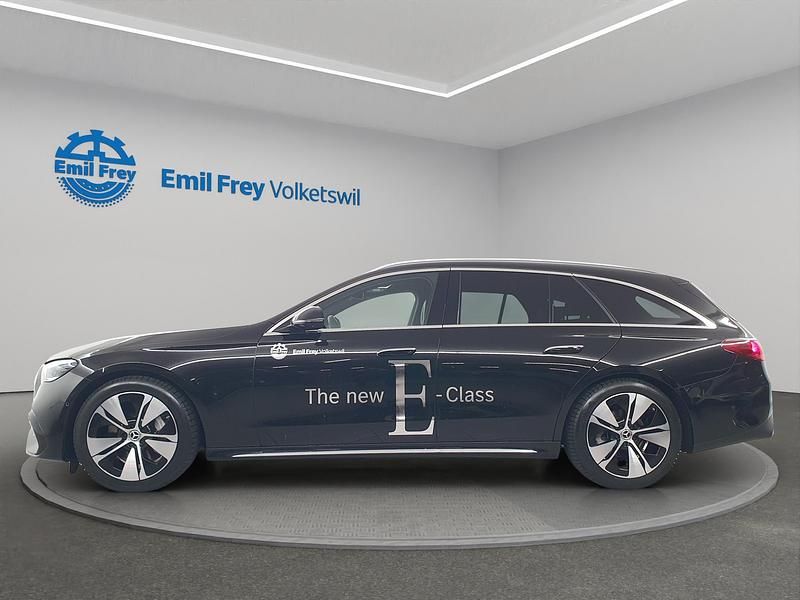 Gebraucht Mercedes E220 AMG line 220 PS (161 kW) 2023 Schwarz Kombi